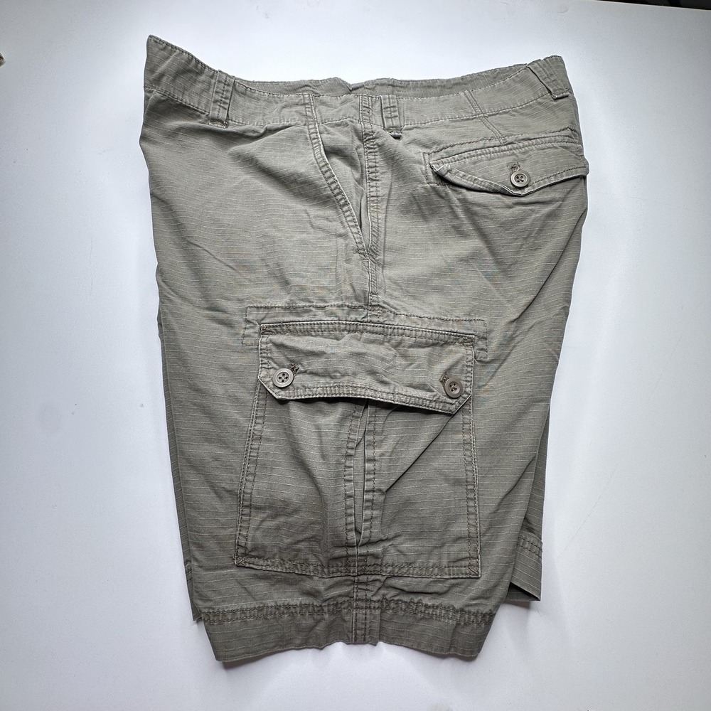 GH Bass Earth Shorts Mens 38 Green Cargo Outdoor Fishing Camp Casual Pockets Y2K